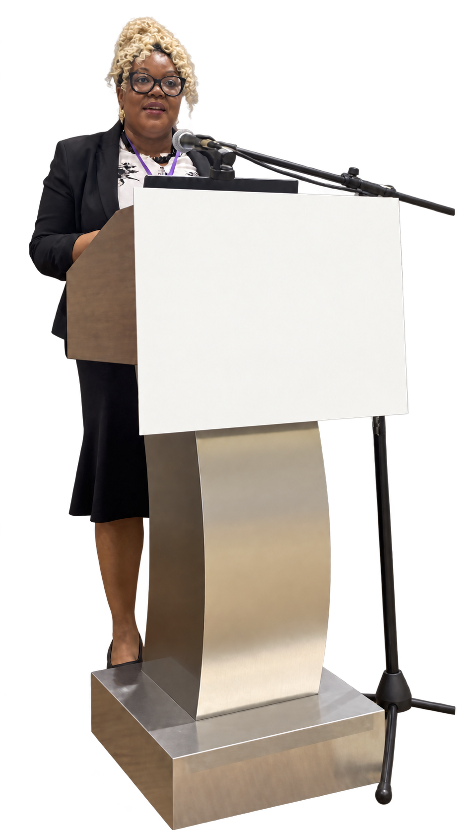 Onika L. Dainty speaking at a lectern